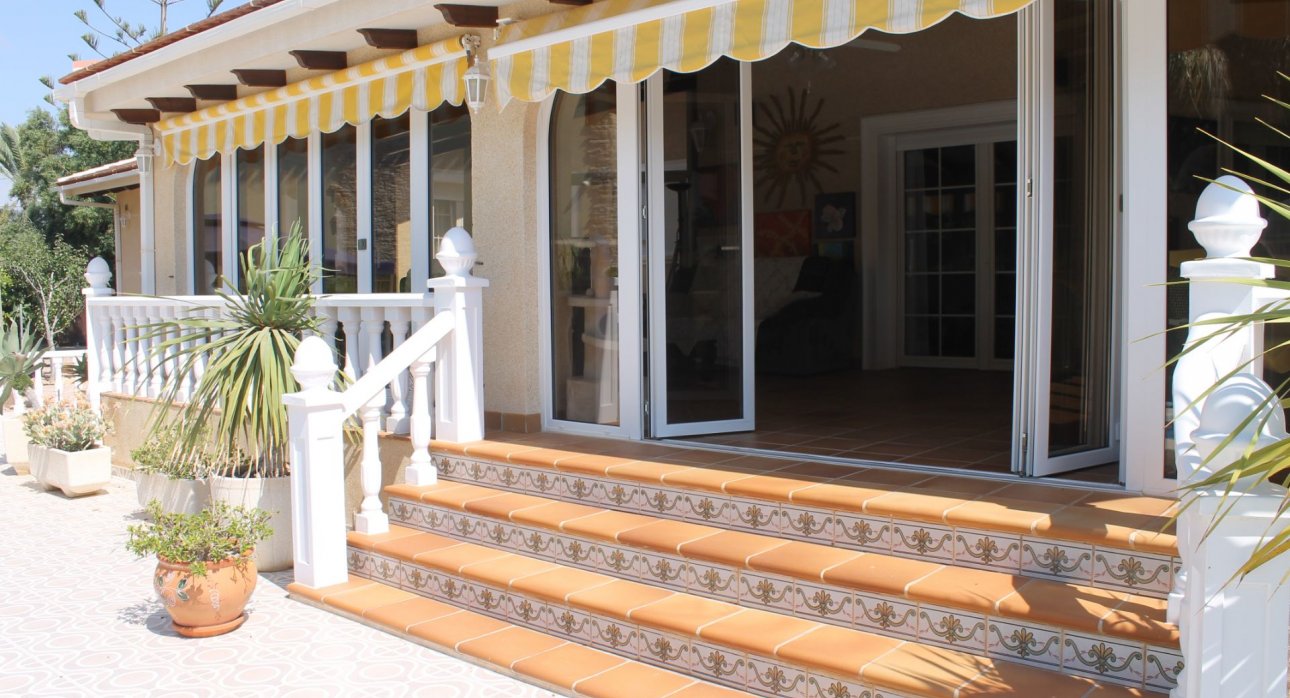 Herverkoop - Luxe villa's -
Orihuela Costa - Cabo Roig