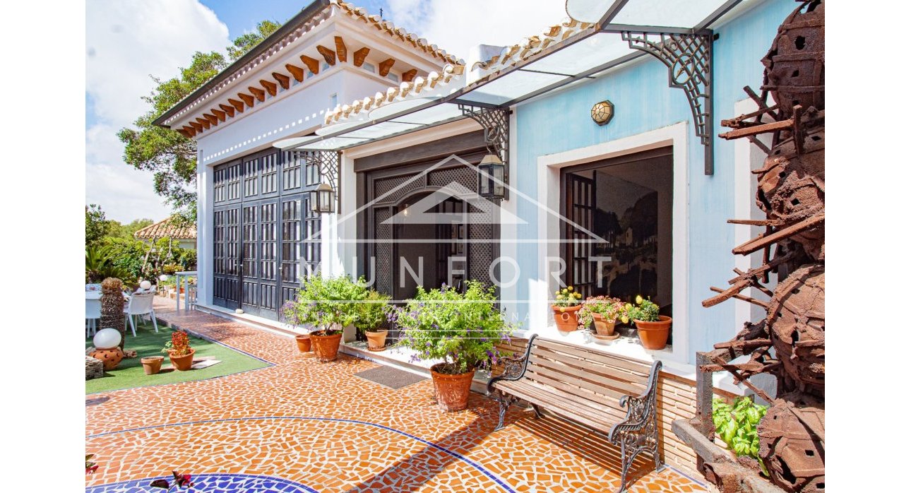 Herverkoop - Luxe villa's -
Orihuela Costa - Dehesa de Campoamor