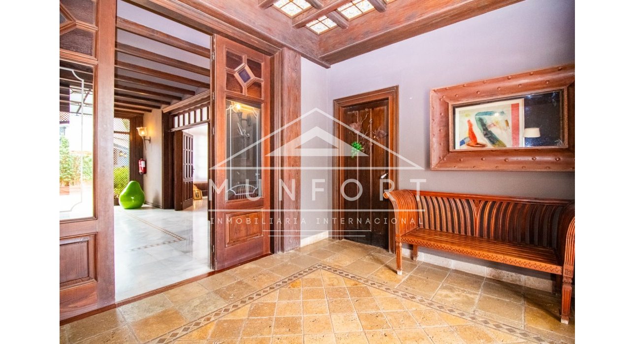 Herverkoop - Luxe villa's -
Orihuela Costa - Dehesa de Campoamor