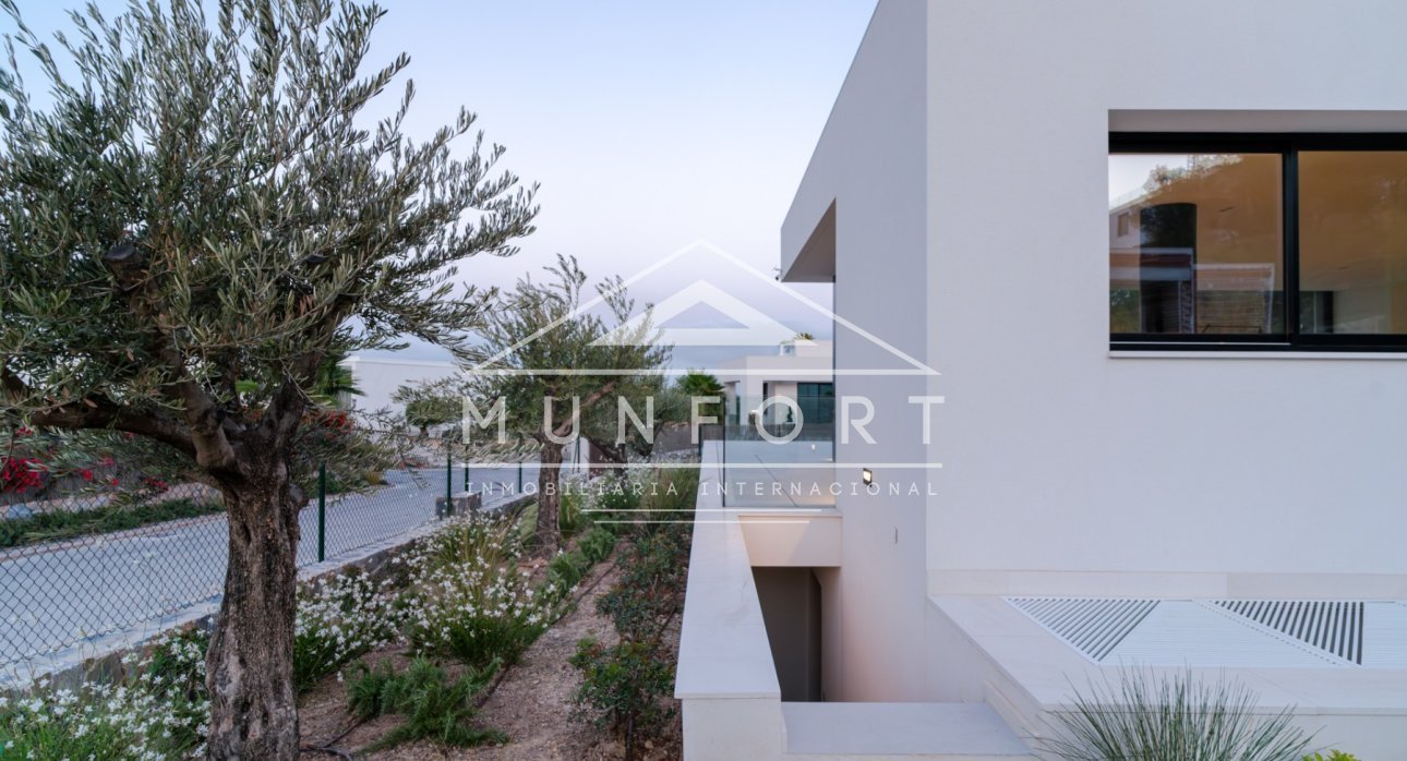 Herverkoop - Luxe villa's -
Orihuela Costa - Dehesa de Campoamor