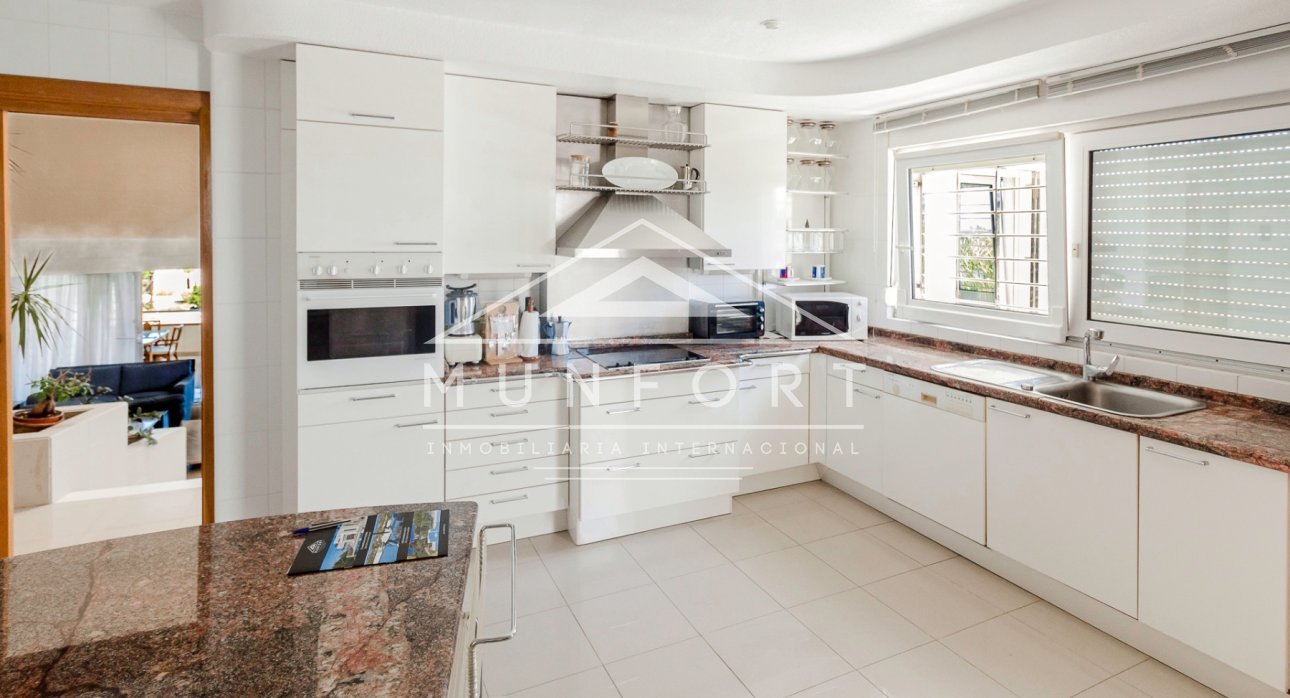 Herverkoop - Luxe villa's -
Orihuela Costa - Dehesa de Campoamor