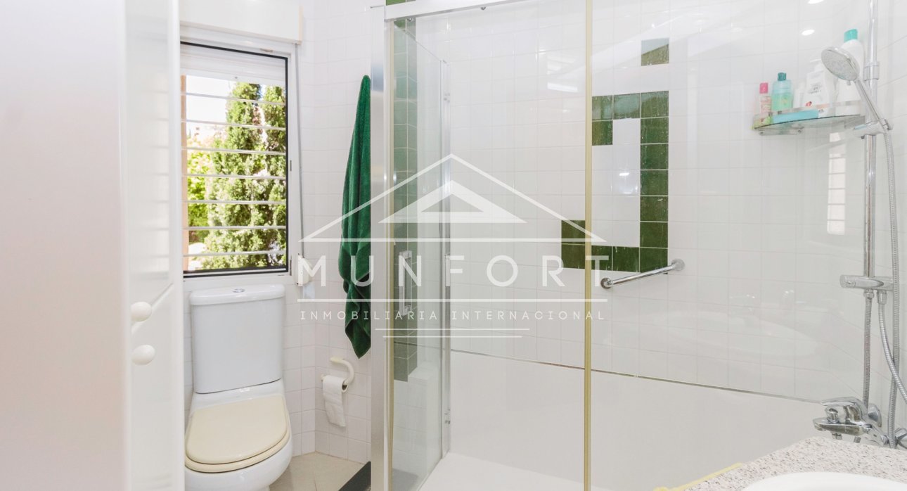 Herverkoop - Luxe villa's -
Orihuela Costa - Dehesa de Campoamor