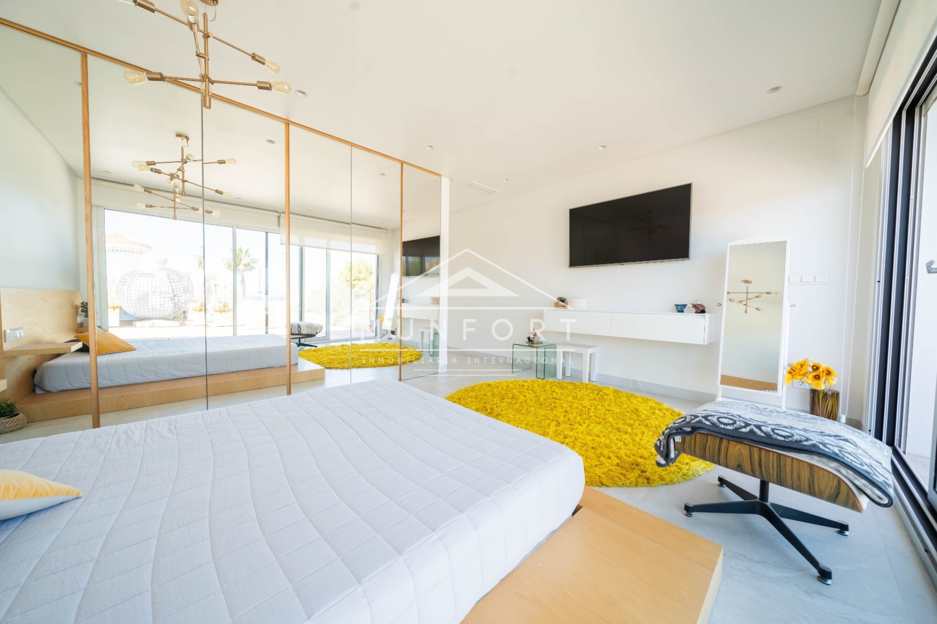 Herverkoop - Luxe villa's -
Orihuela Costa - Dehesa de Campoamor
