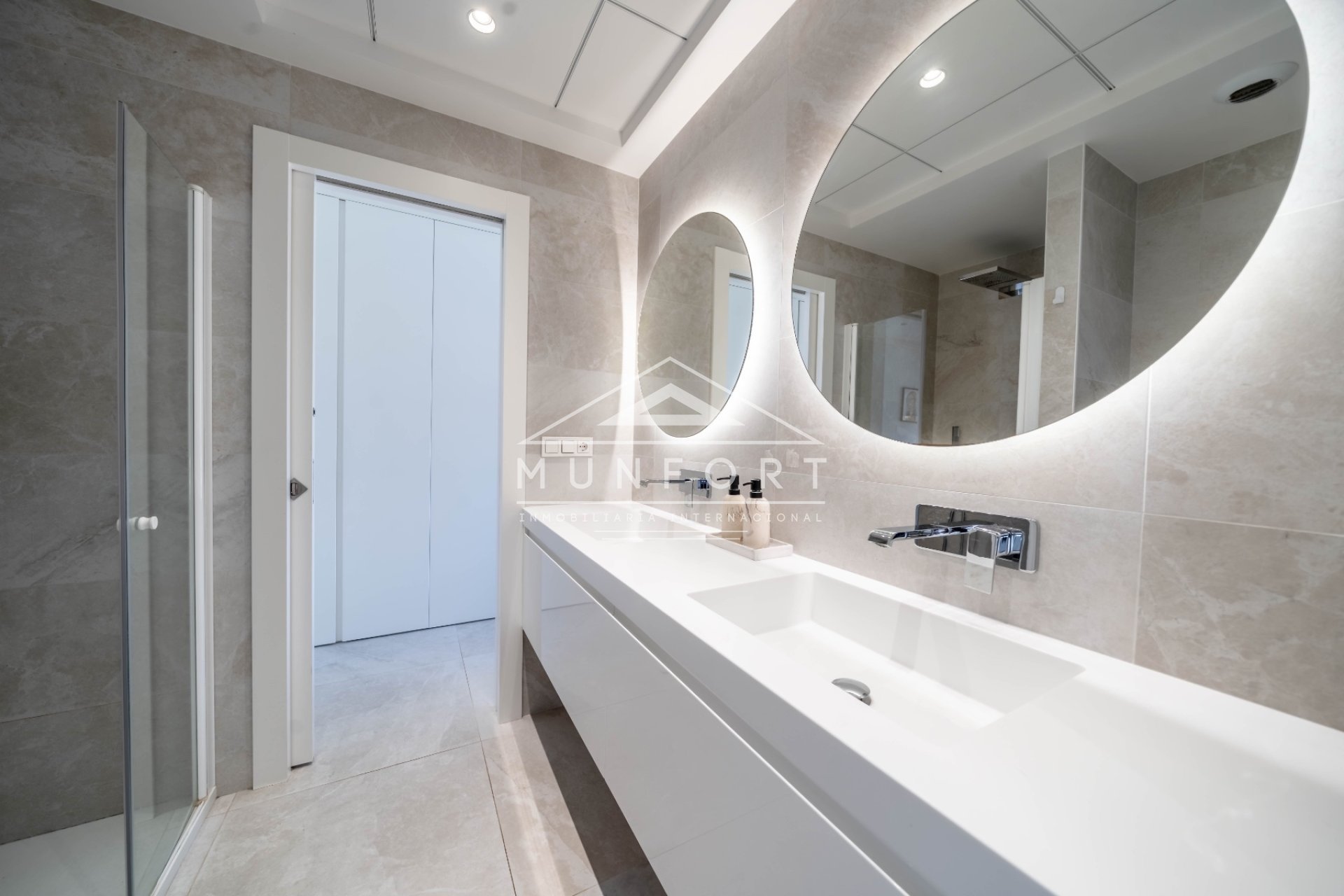 Herverkoop - Luxe villa's -
Orihuela Costa - Dehesa de Campoamor