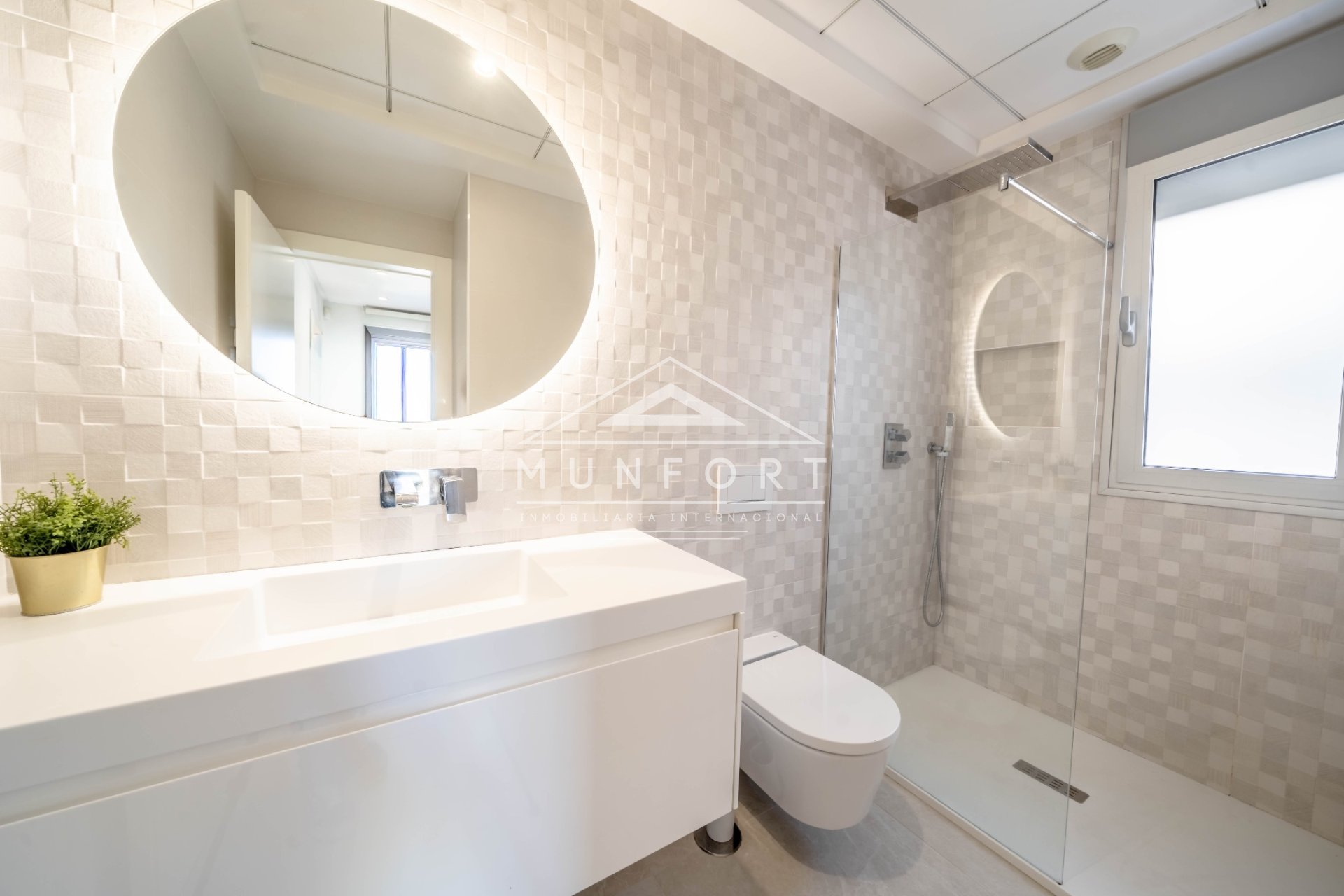Herverkoop - Luxe villa's -
Orihuela Costa - Dehesa de Campoamor
