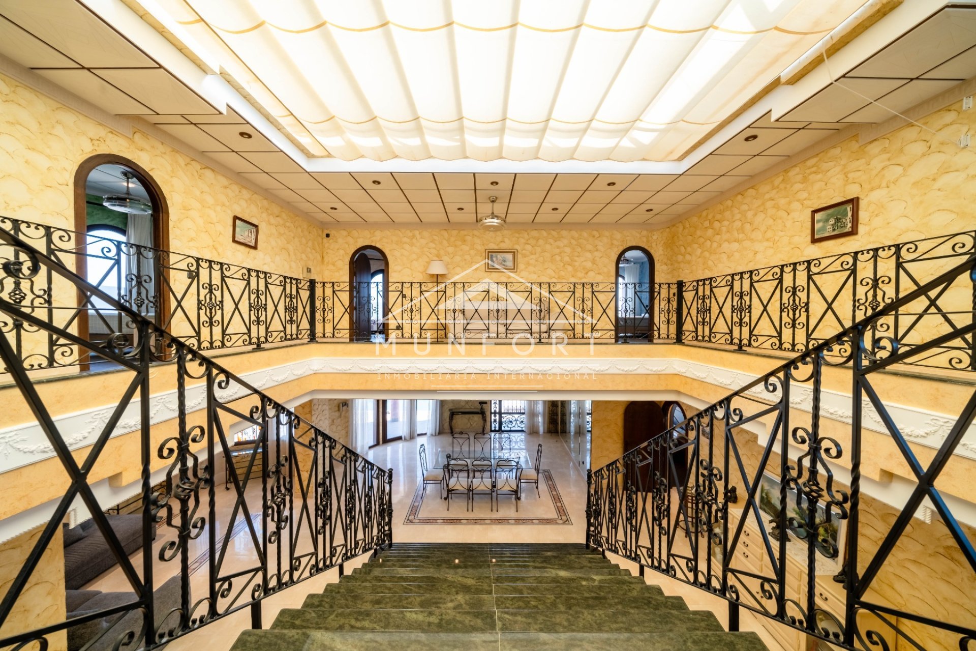 Herverkoop - Luxe villa's -
Orihuela Costa - La Zenia