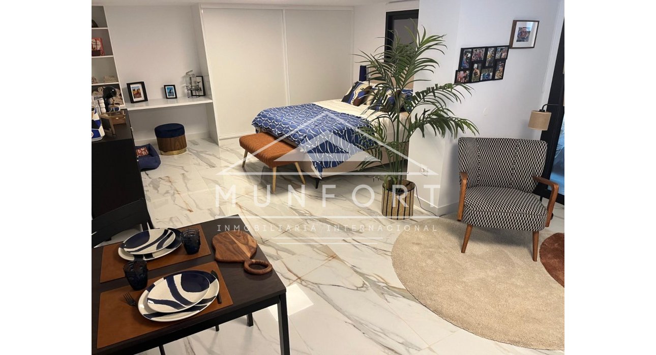 Herverkoop - Luxe villa's -
Orihuela Costa - Las Colinas Golf