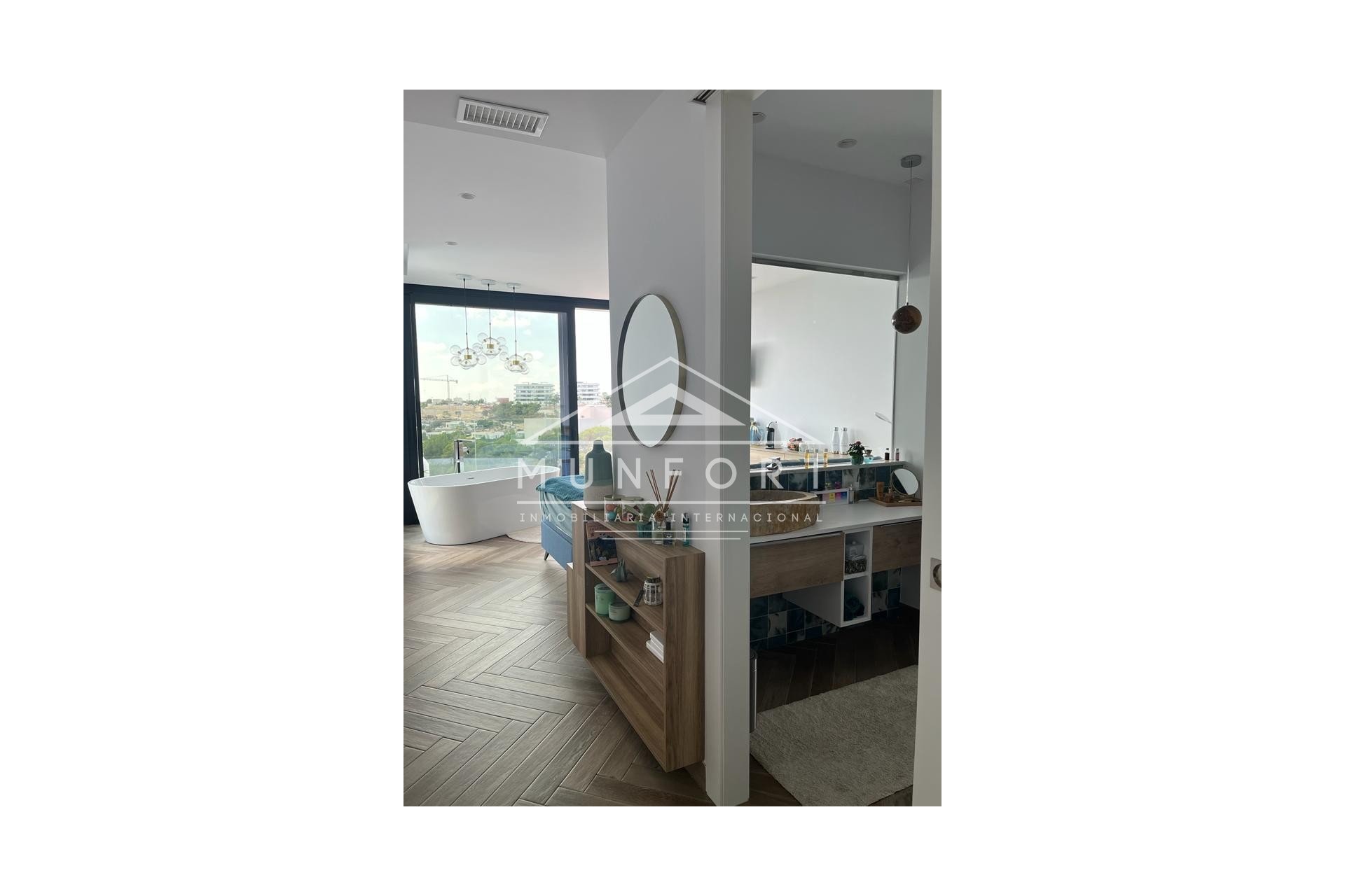 Herverkoop - Luxe villa's -
Orihuela Costa - Las Colinas Golf