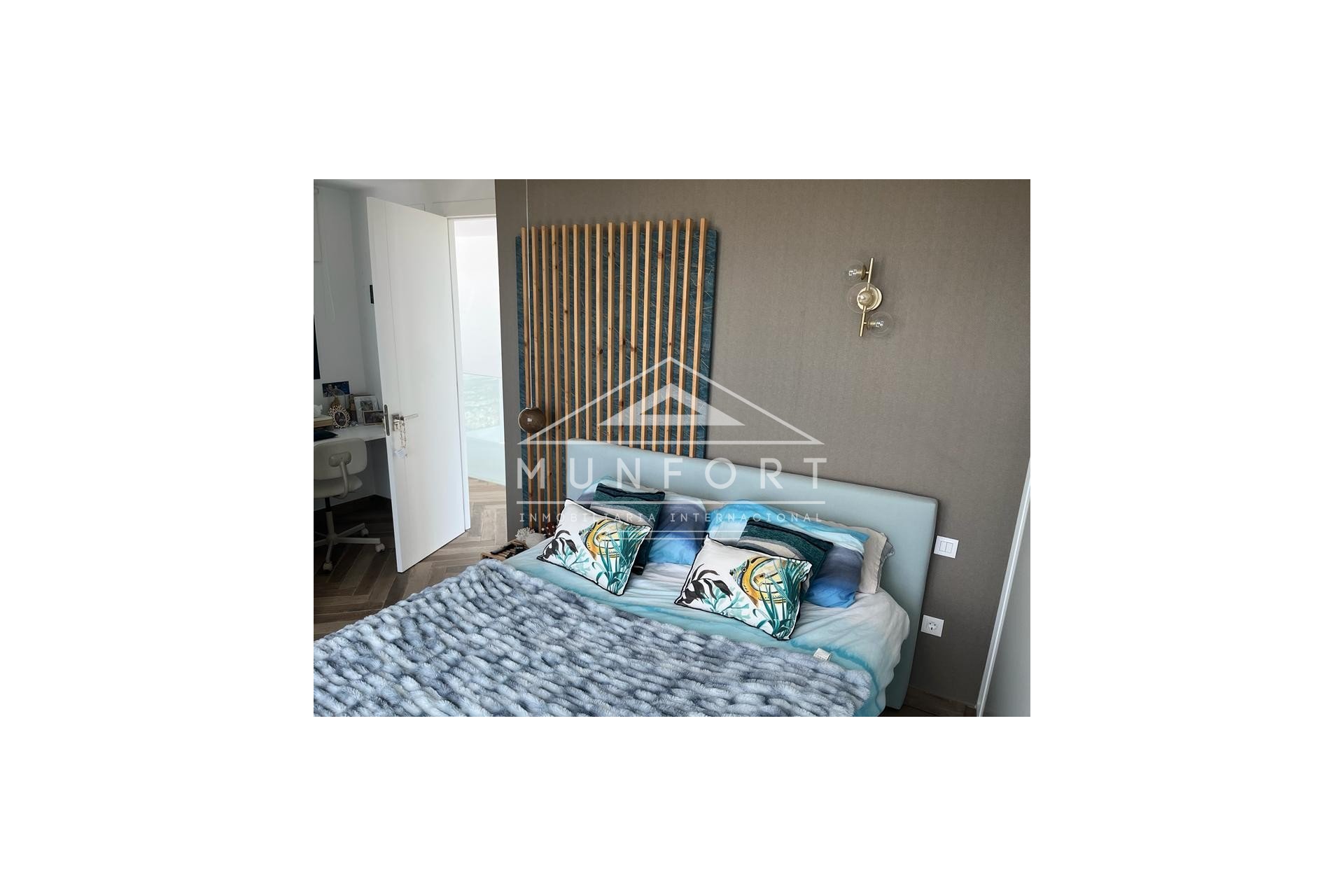 Herverkoop - Luxe villa's -
Orihuela Costa - Las Colinas Golf