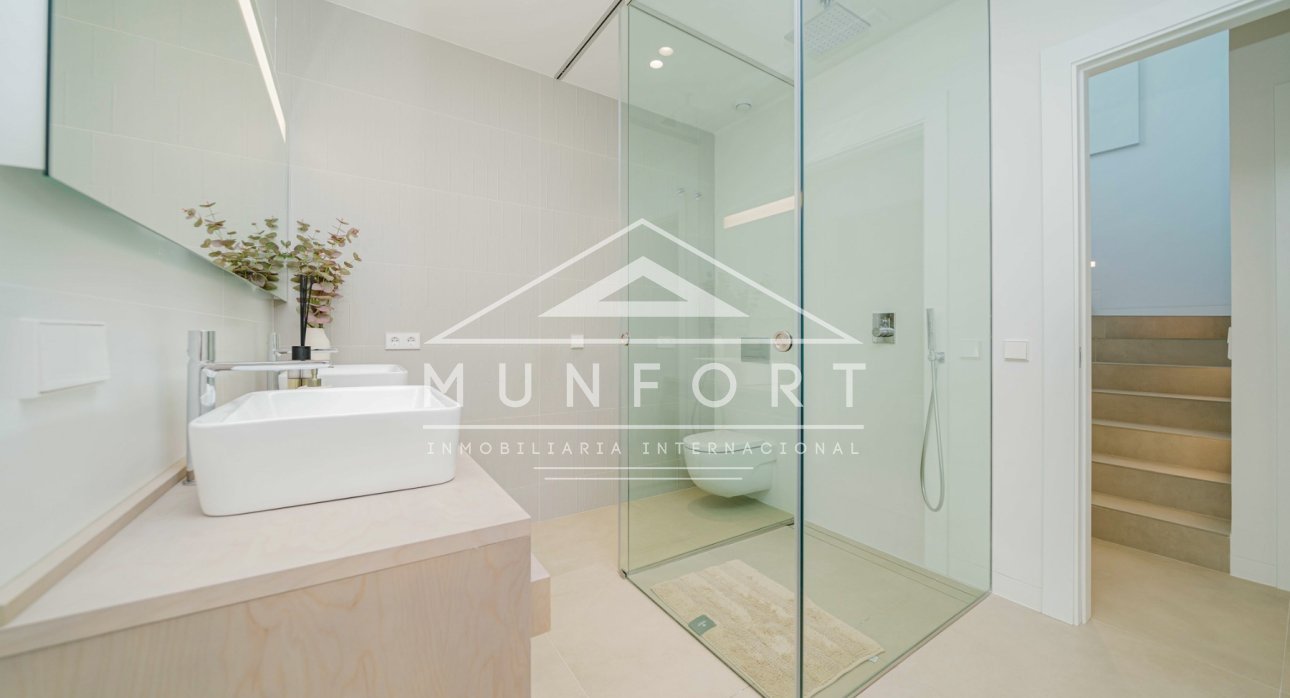 Herverkoop - Luxe villa's -
Orihuela Costa - Las Colinas Golf