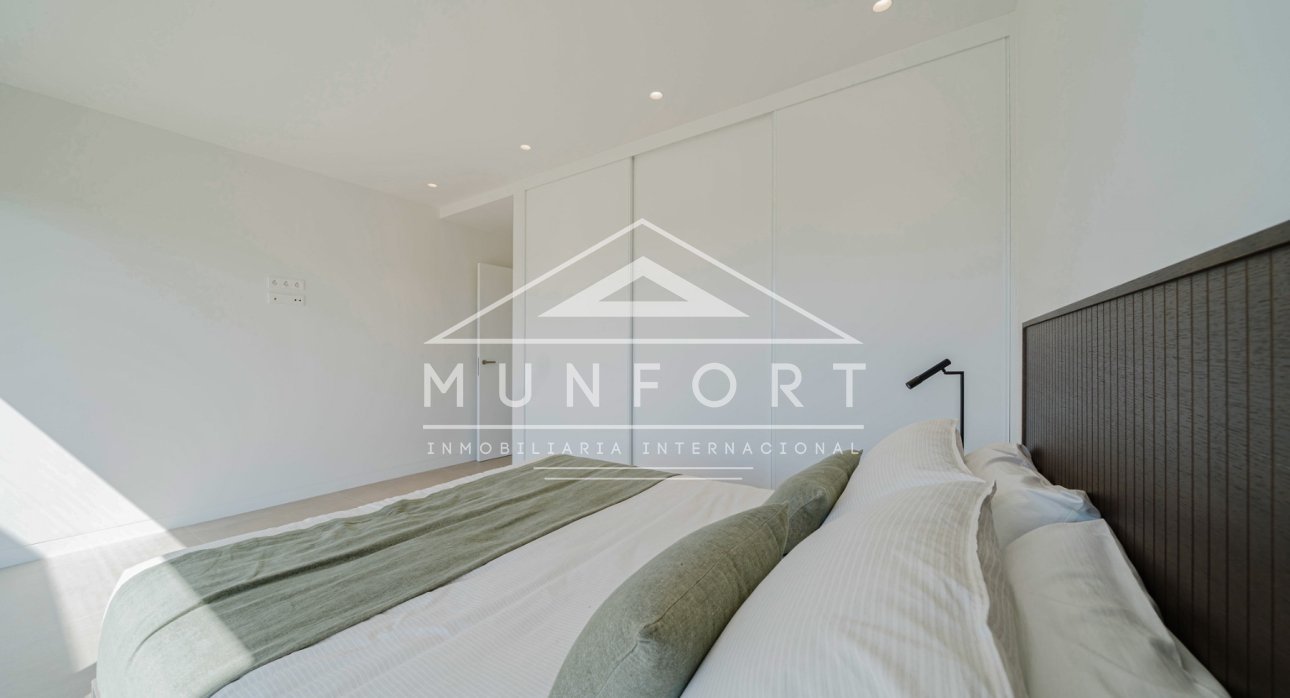 Herverkoop - Luxe villa's -
Orihuela Costa - Las Colinas Golf