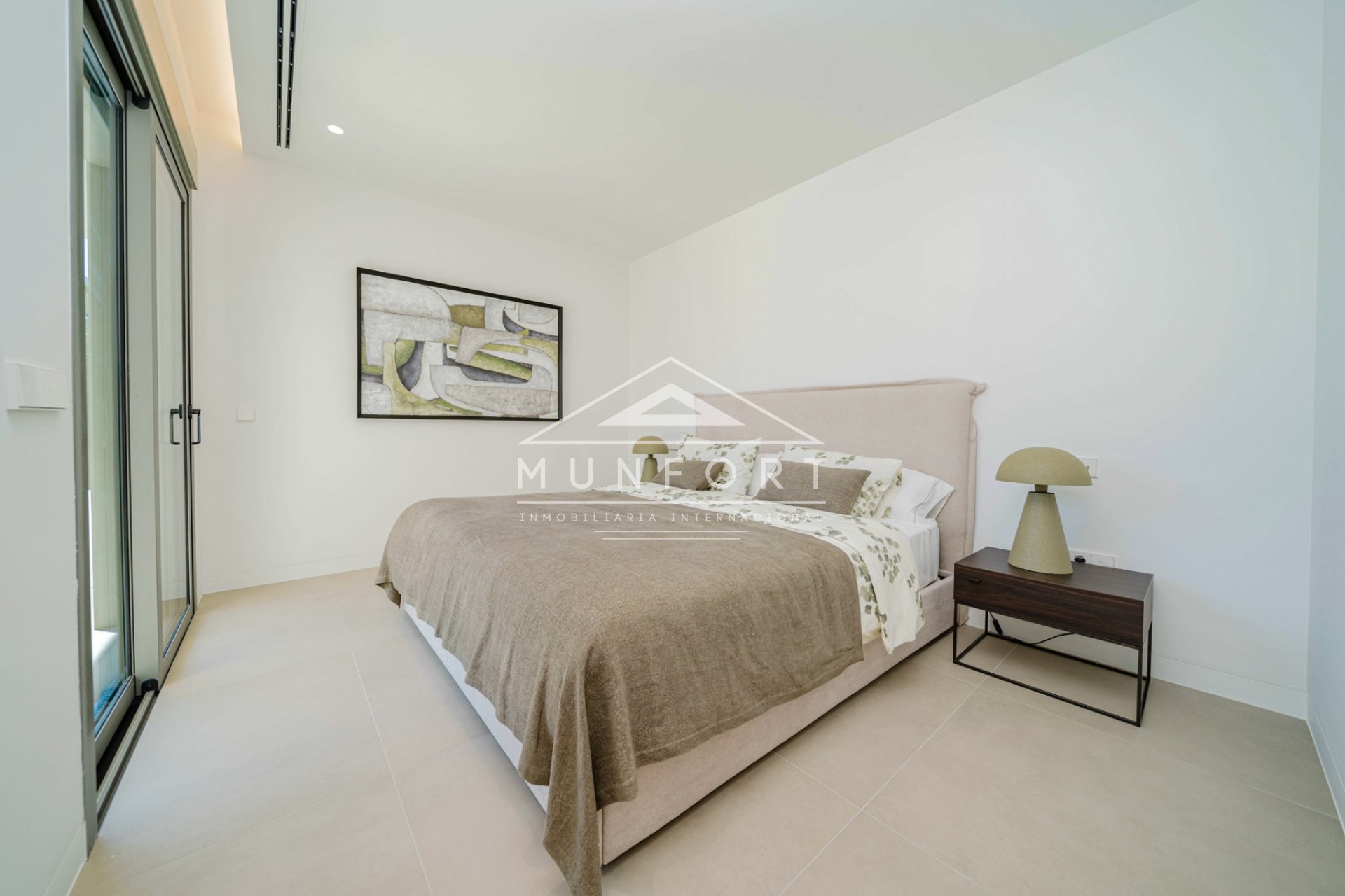 Herverkoop - Luxe villa's -
Orihuela Costa - Las Colinas Golf