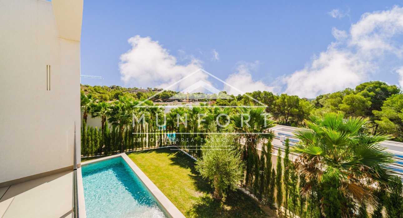 Herverkoop - Luxe villa's -
Orihuela Costa - Las Colinas Golf