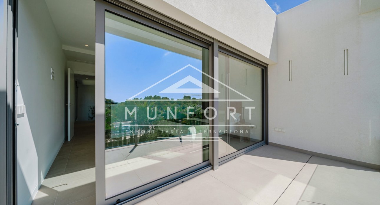 Herverkoop - Luxe villa's -
Orihuela Costa - Las Colinas Golf