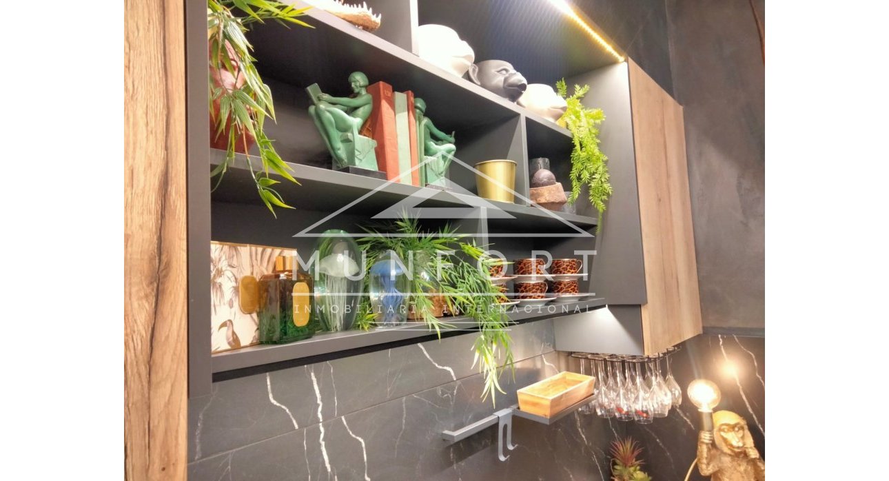 Herverkoop - Luxe villa's -
Orihuela Costa - Las Colinas Golf