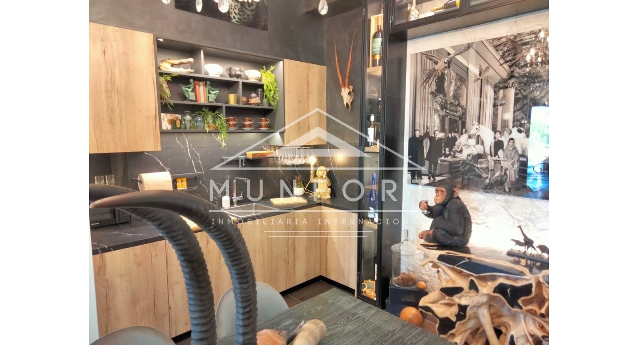 Herverkoop - Luxe villa's -
Orihuela Costa - Las Colinas Golf