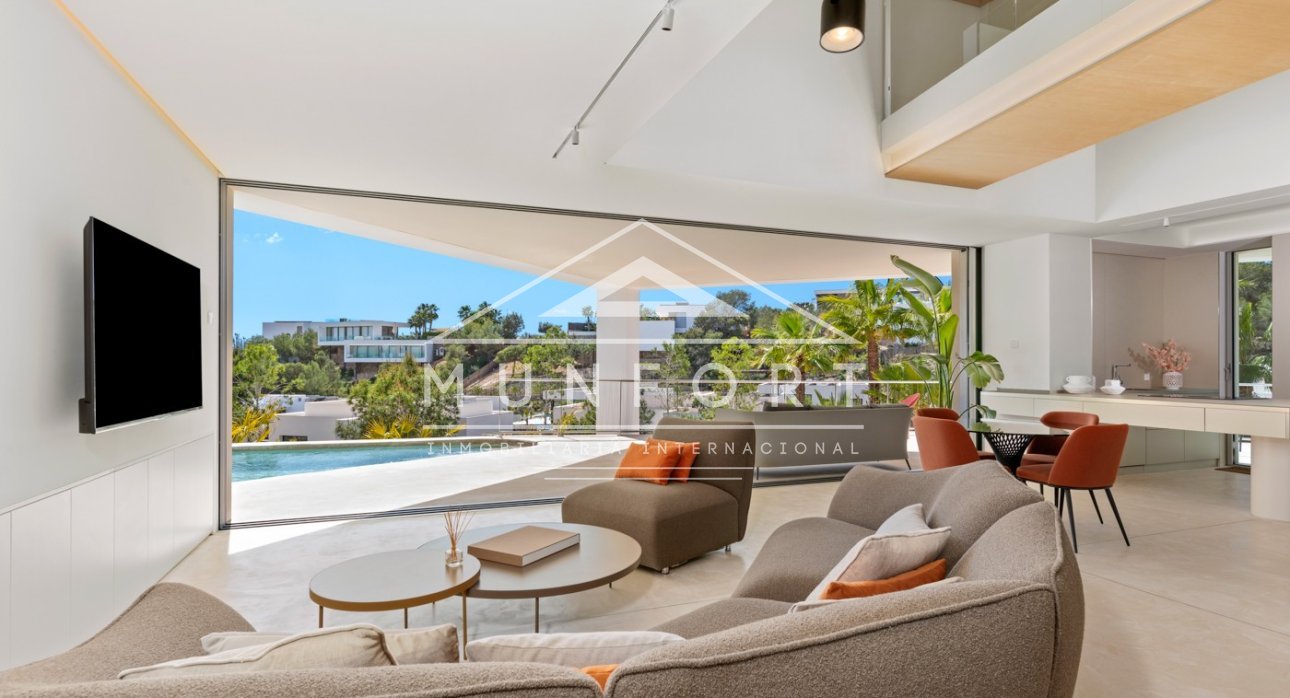 Herverkoop - Luxe villa's -
Orihuela Costa - Las Colinas Golf