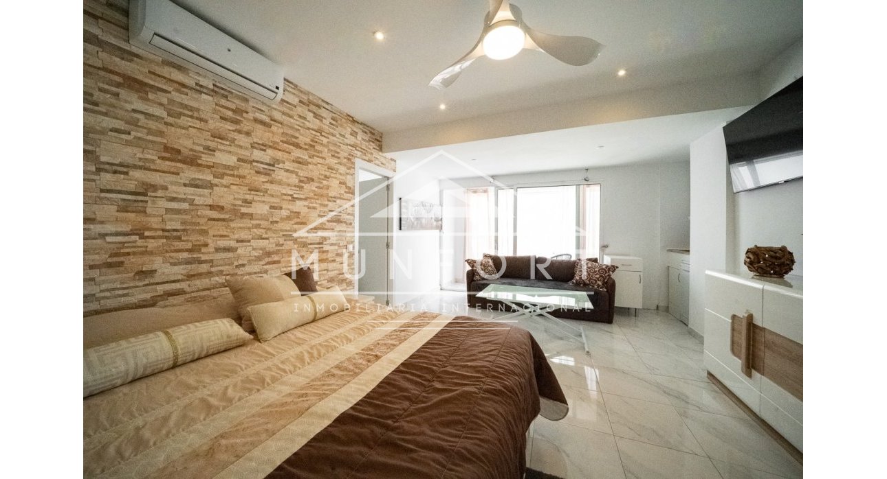 Herverkoop - Luxe villa's -
Orihuela Costa - Villamartín