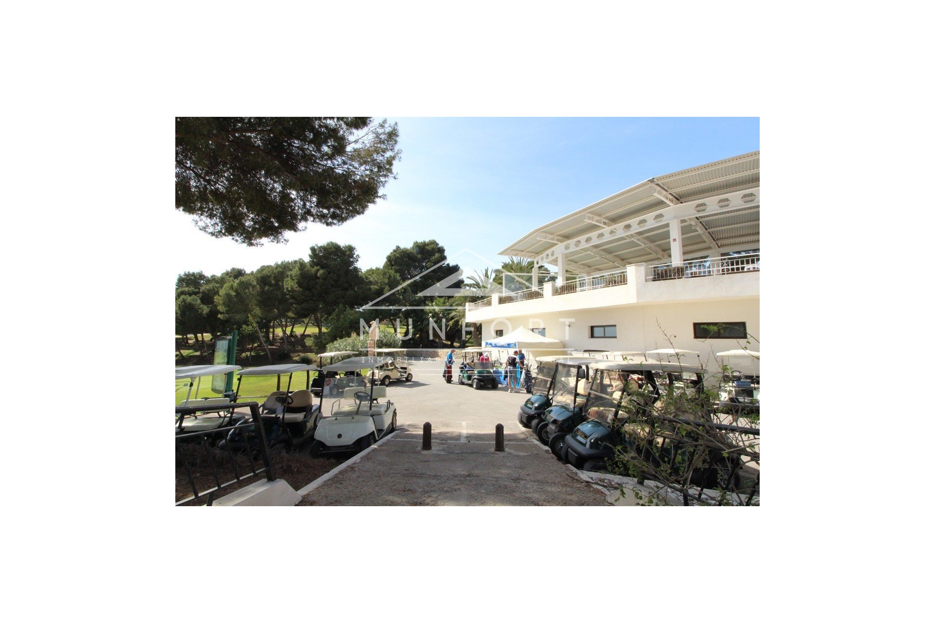 Herverkoop - Luxe villa's -
Orihuela Costa - Villamartín