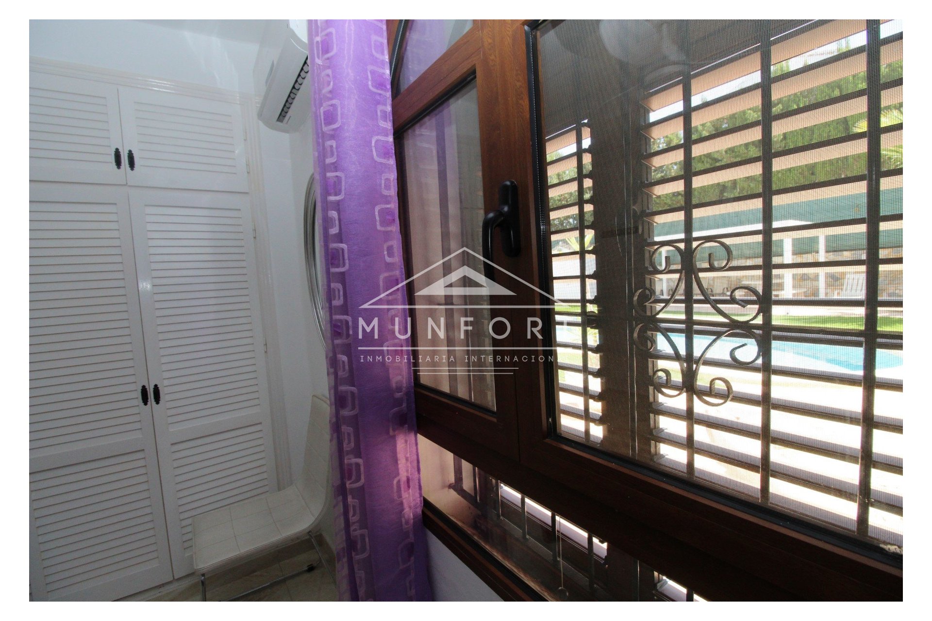 Herverkoop - Luxe villa's -
Orihuela Costa - Villamartin