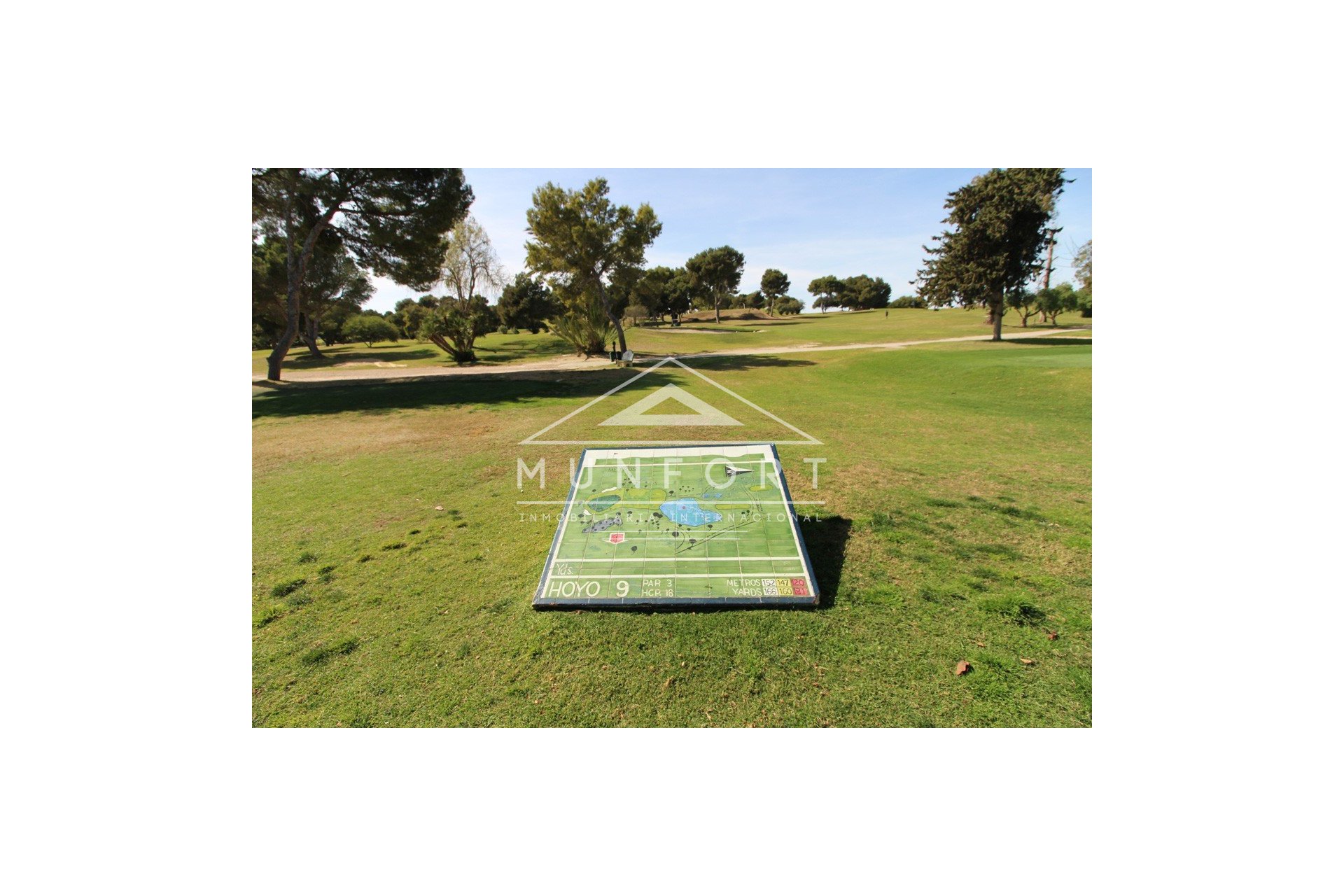 Herverkoop - Luxe villa's -
Orihuela Costa - Villamartin