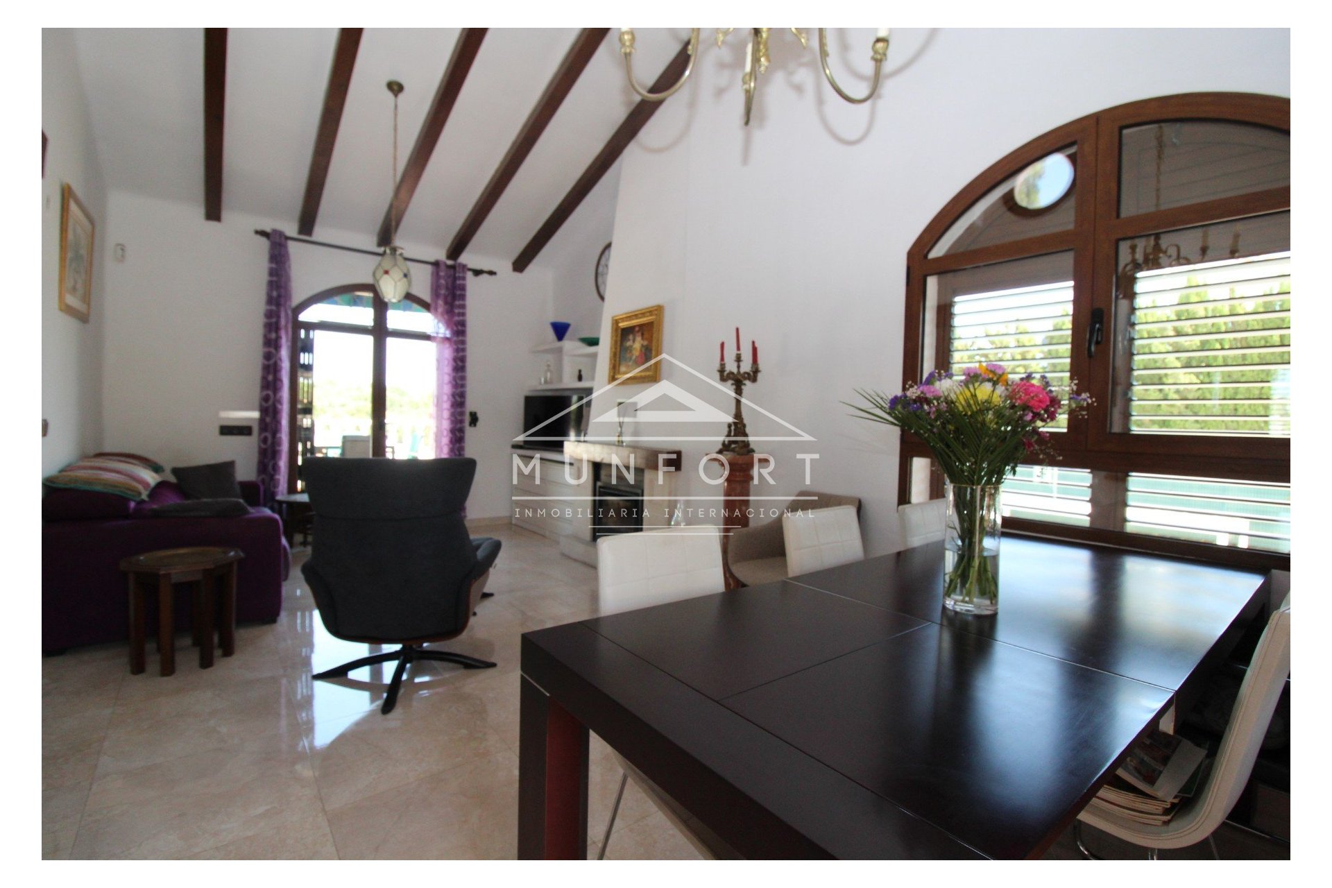 Herverkoop - Luxe villa's -
Orihuela Costa - Villamartin