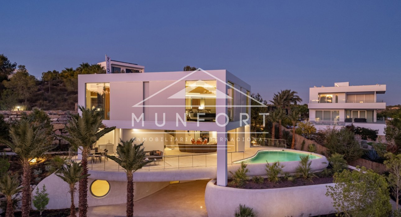 Herverkoop - Luxe villa's -
Orihuela Costa