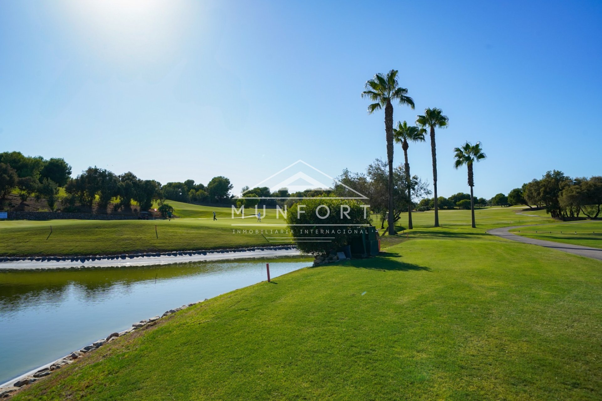 Herverkoop - Luxe villa's -
Pilar de la Horadada - Lo Romero Golf