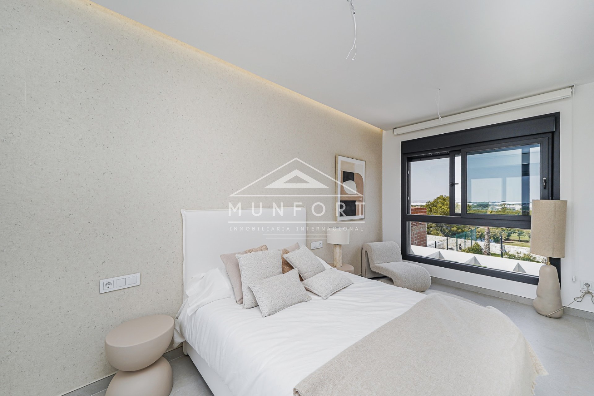 Herverkoop - Luxe villa's -
Pilar de la Horadada - Lo Romero Golf