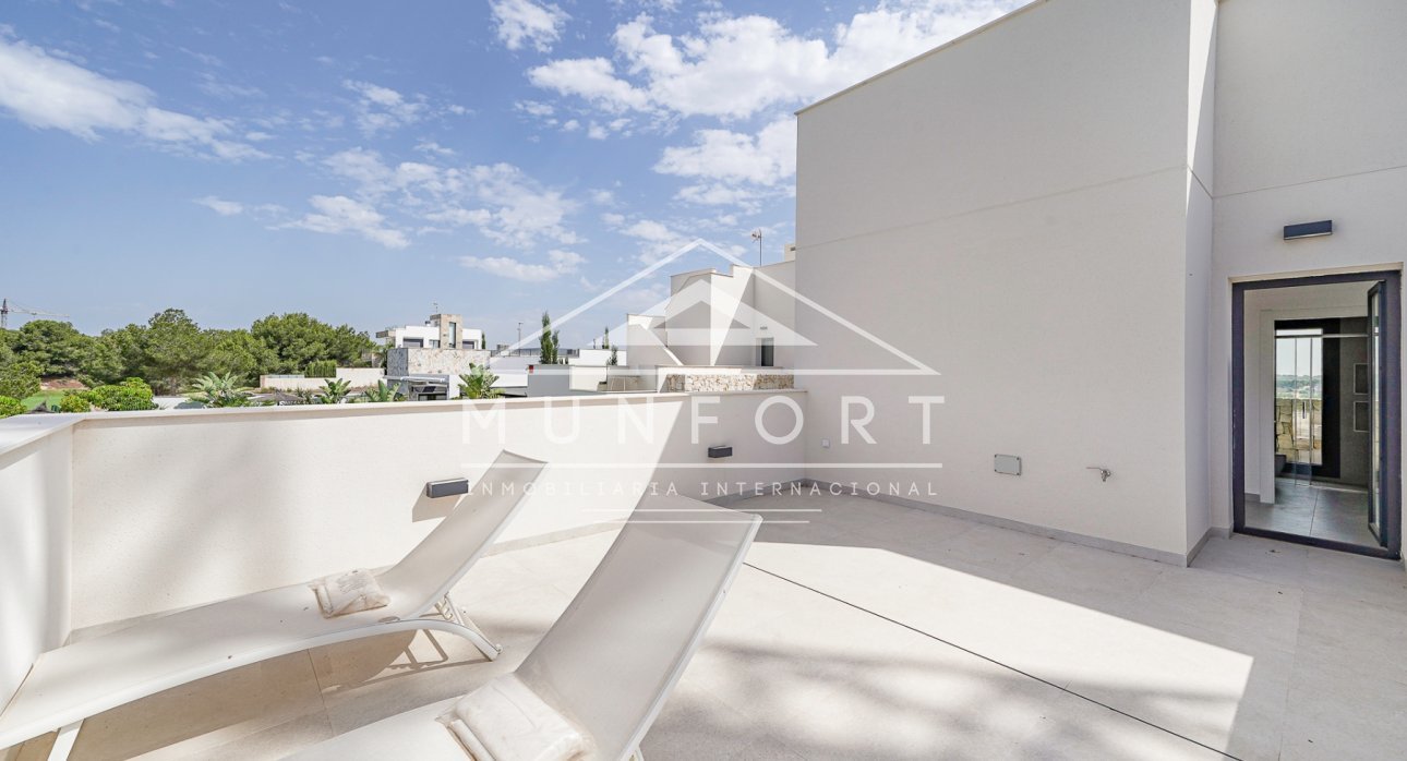 Herverkoop - Luxe villa's -
Pilar de la Horadada - Lo Romero Golf