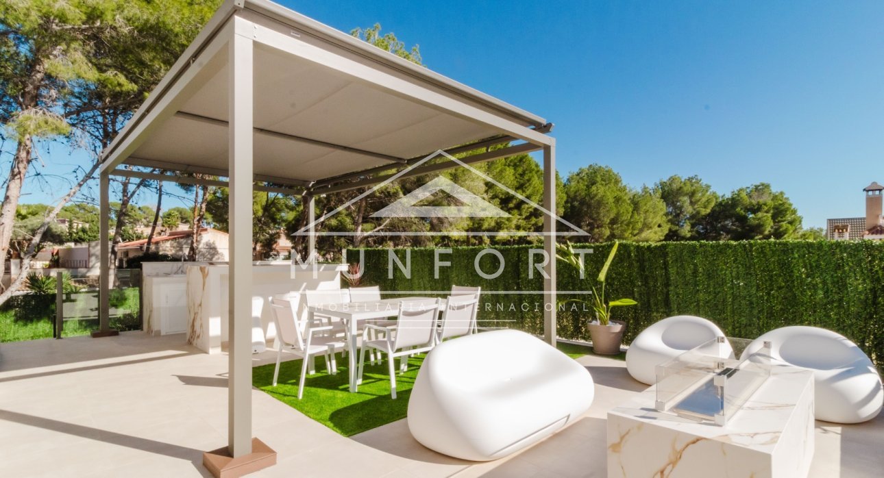 Herverkoop - Luxe villa's -
Pilar de la Horadada - Pinar de Campoverde