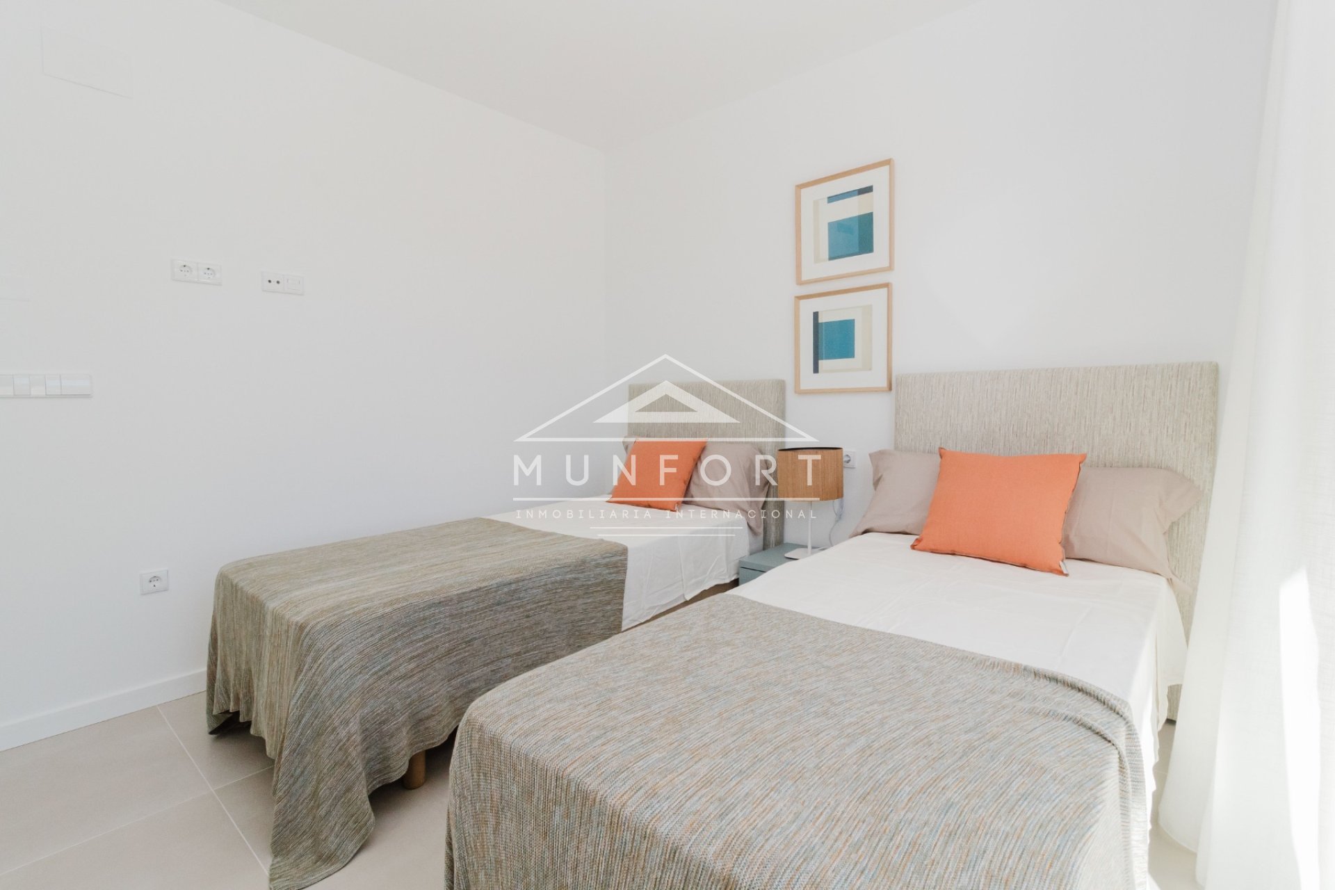 Herverkoop - Luxe villa's -
Pilar de la Horadada - Pinar de Campoverde