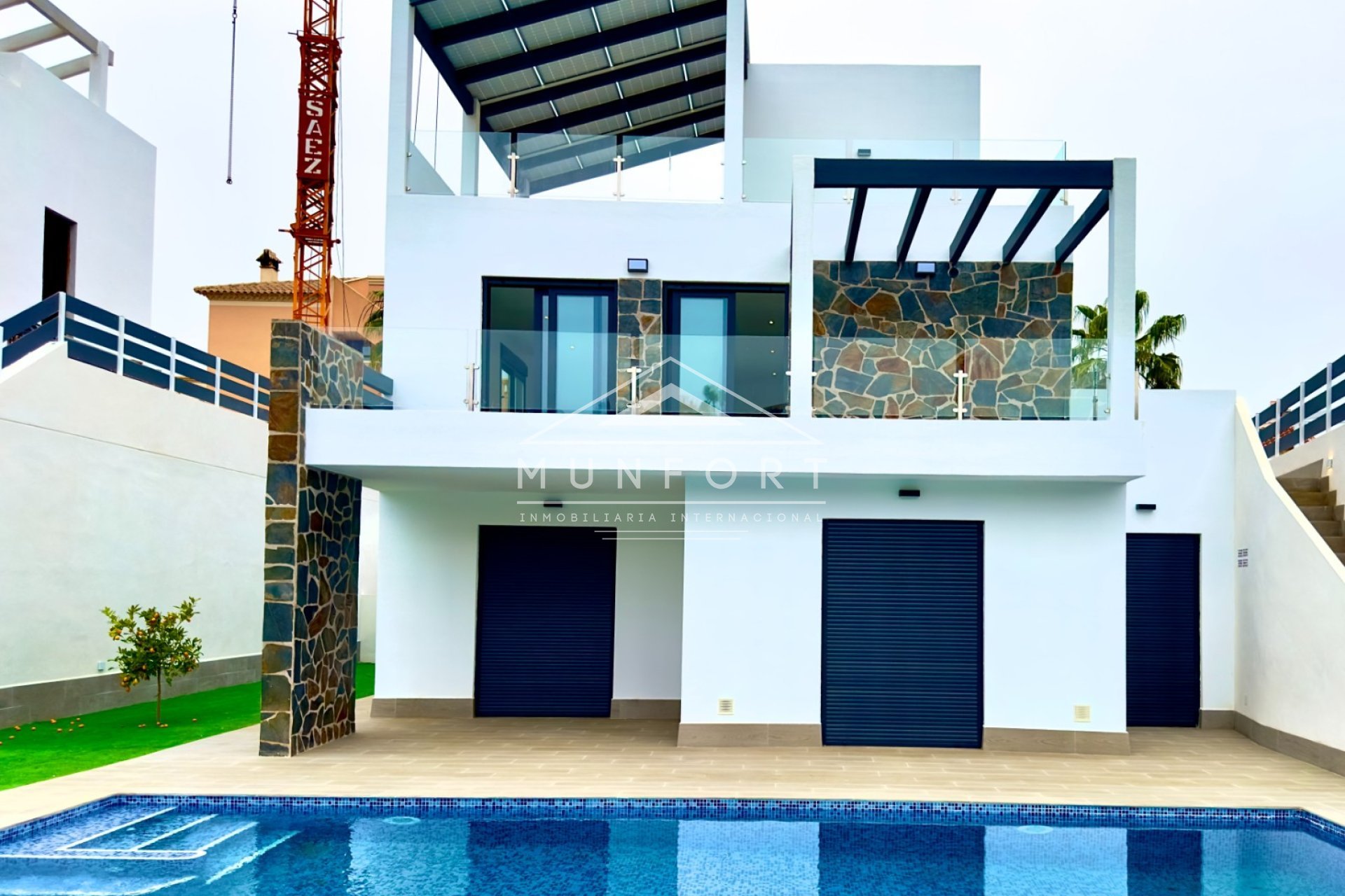 Herverkoop - Luxe villa's -
Rojales - Ciudad Quesada