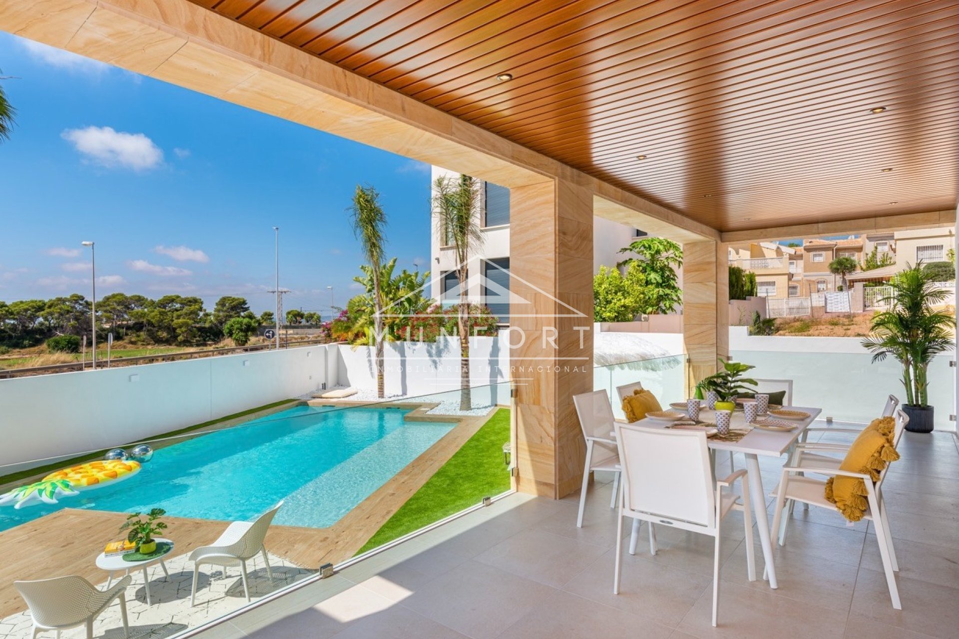 Herverkoop - Luxe villa's -
Rojales - Ciudad Quesada