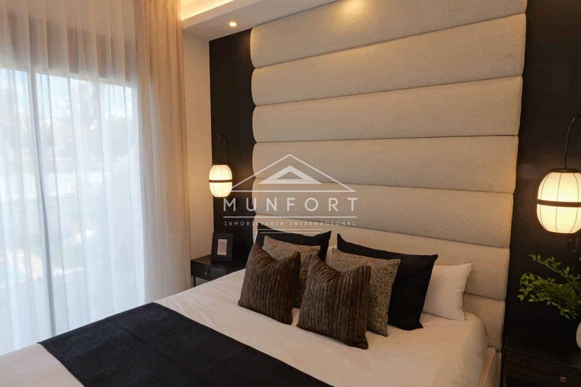 Herverkoop - Luxe villa's -
Rojales - Ciudad Quesada