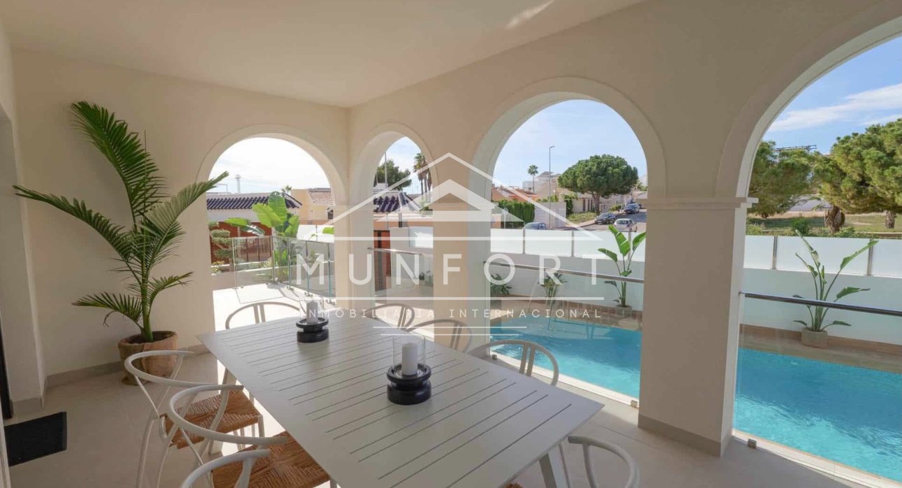 Herverkoop - Luxe villa's -
Rojales - Ciudad Quesada