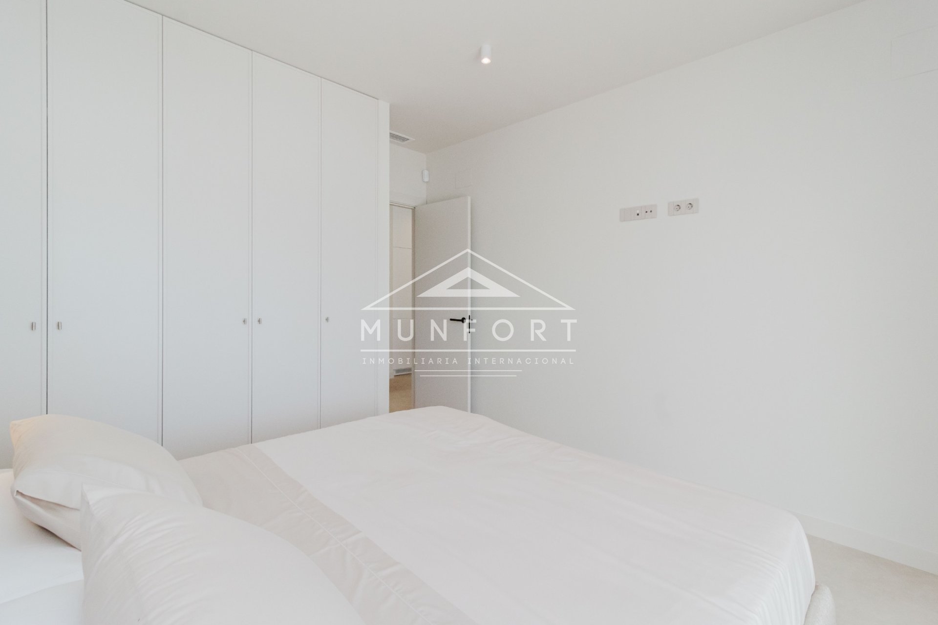 Herverkoop - Luxe villa's -
Rojales - Ciudad Quesada