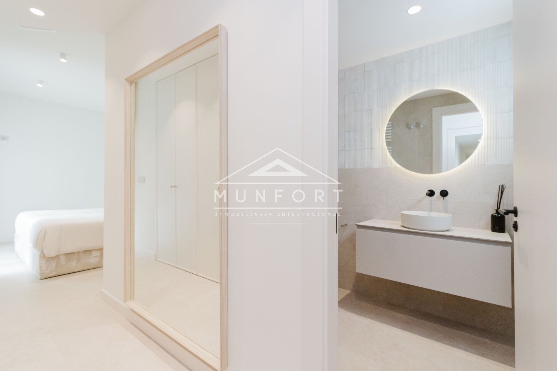 Herverkoop - Luxe villa's -
Rojales - Ciudad Quesada