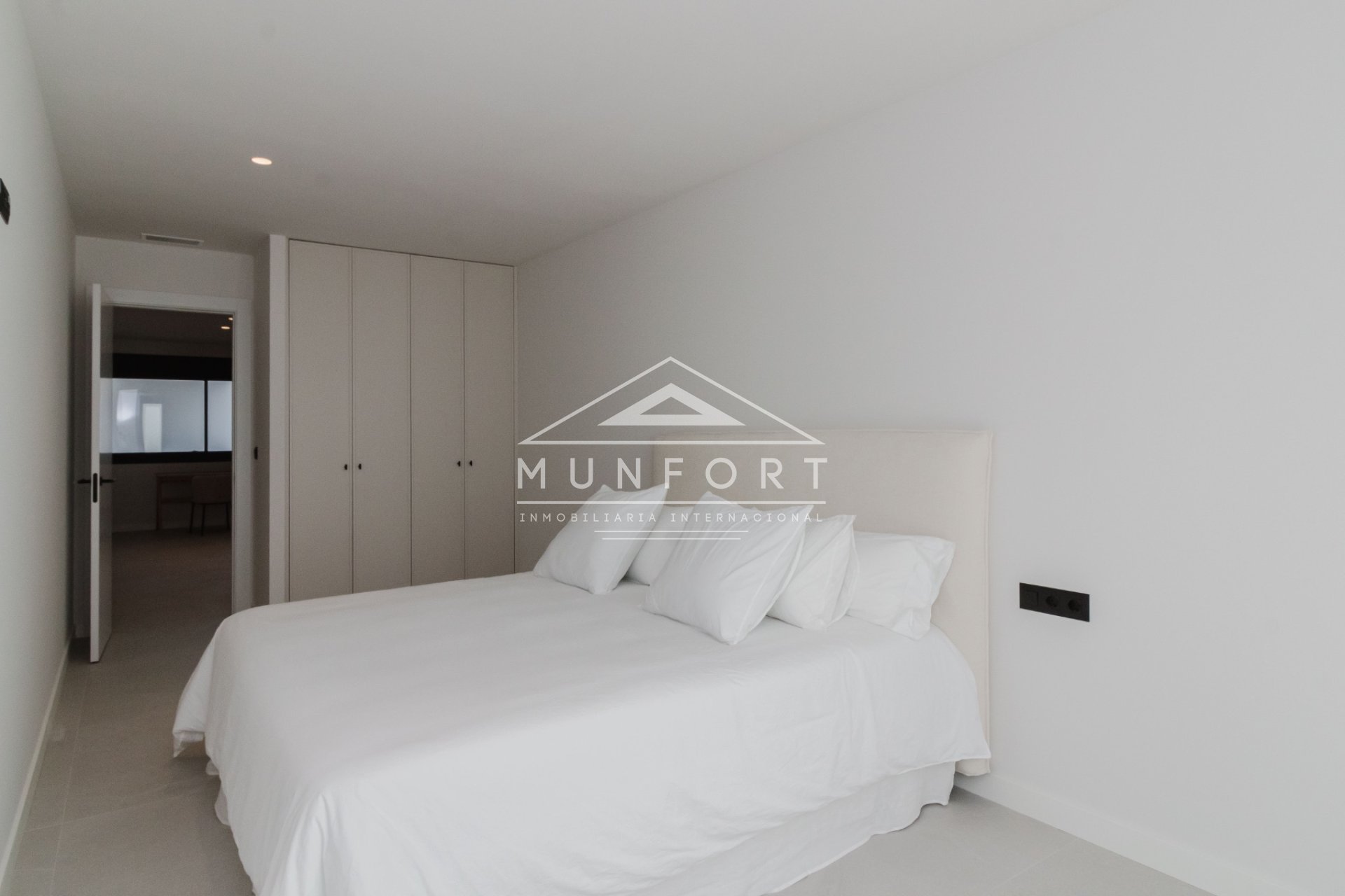 Herverkoop - Luxe villa's -
Rojales - Ciudad Quesada