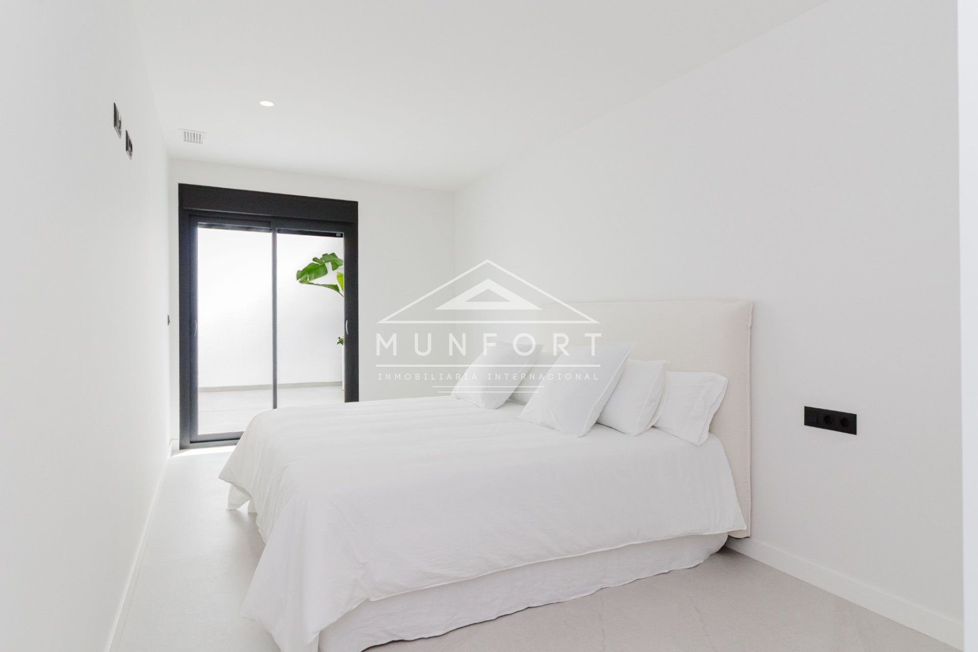 Herverkoop - Luxe villa's -
Rojales - Ciudad Quesada