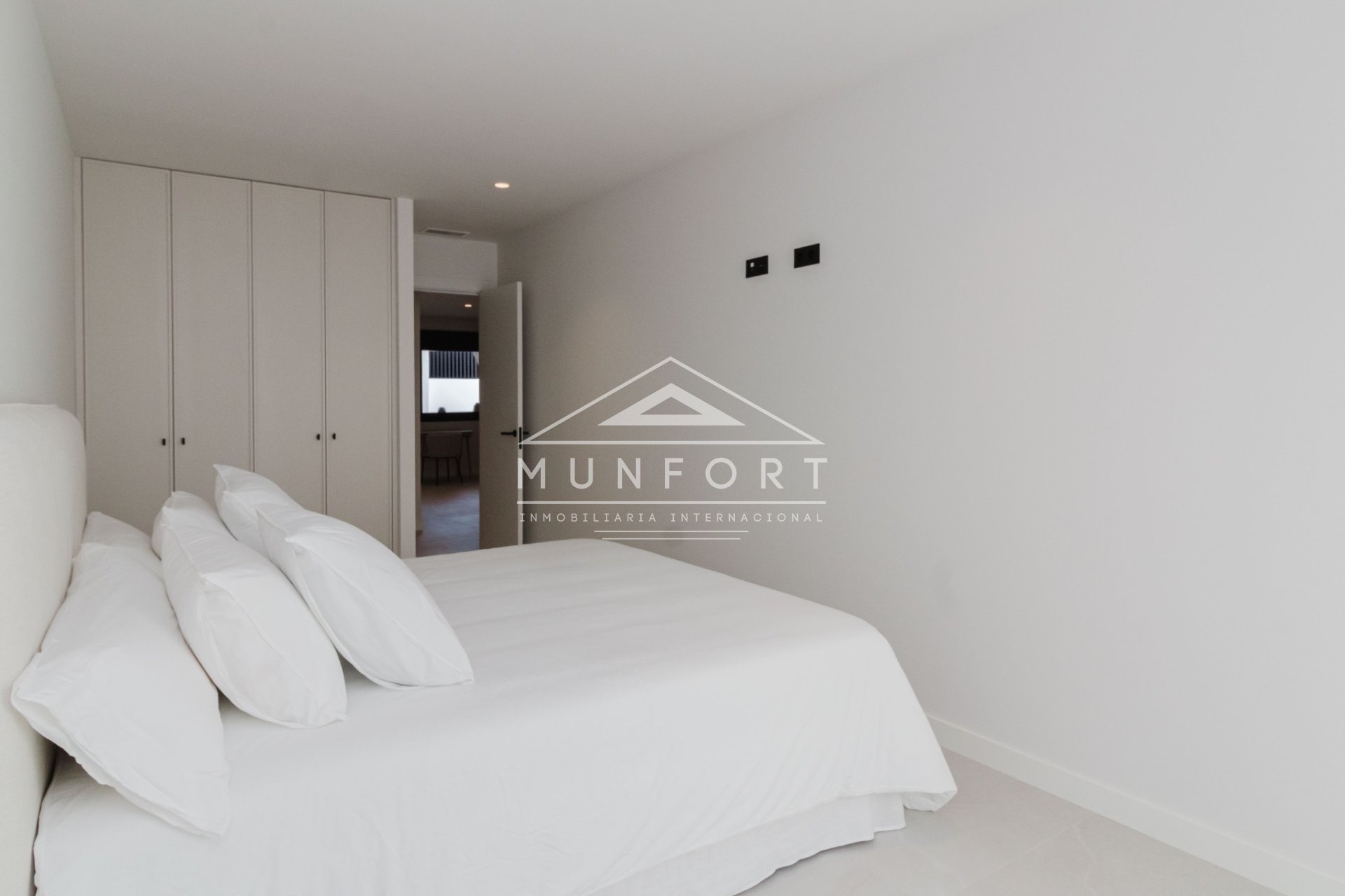 Herverkoop - Luxe villa's -
Rojales - Ciudad Quesada