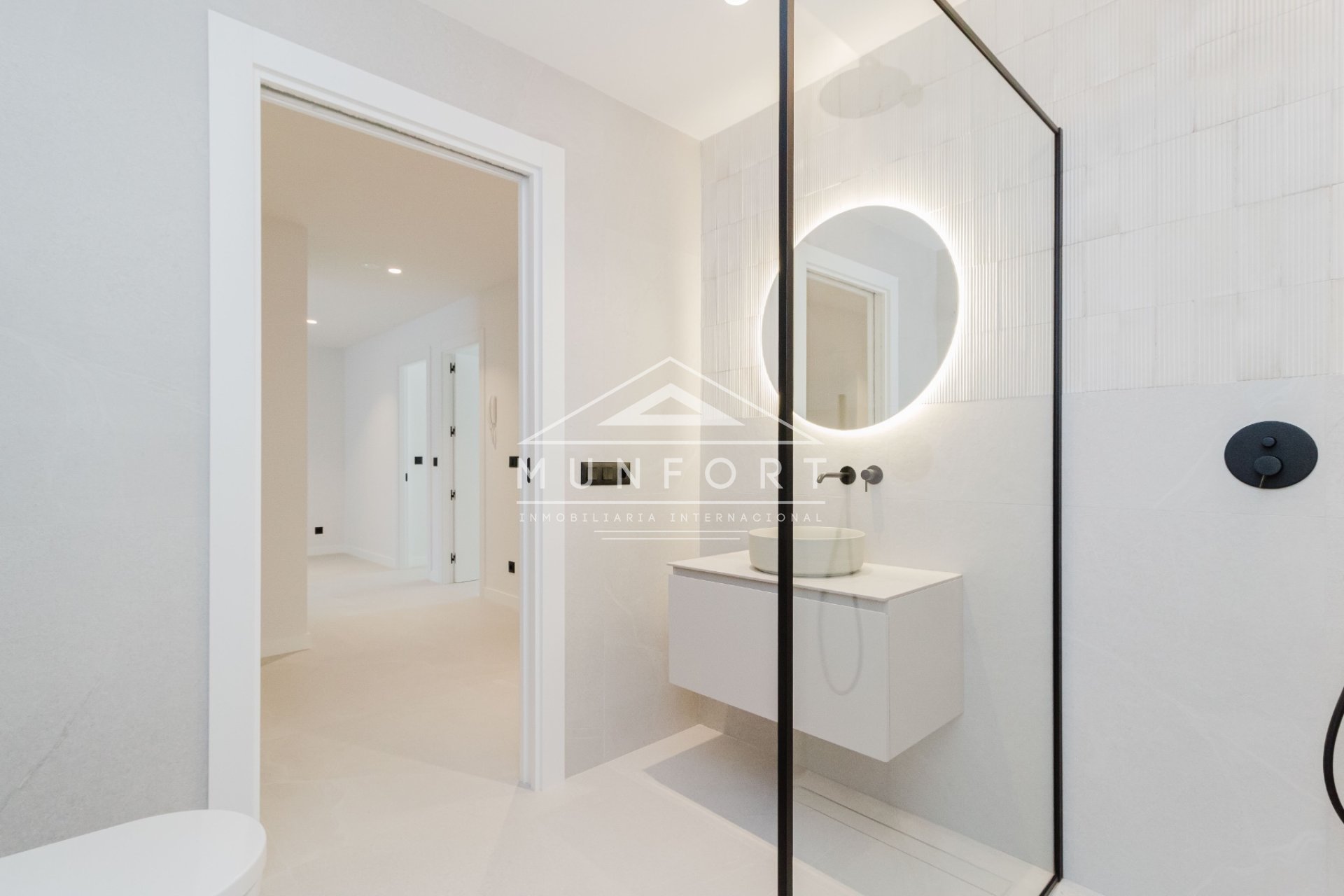 Herverkoop - Luxe villa's -
Rojales - Ciudad Quesada