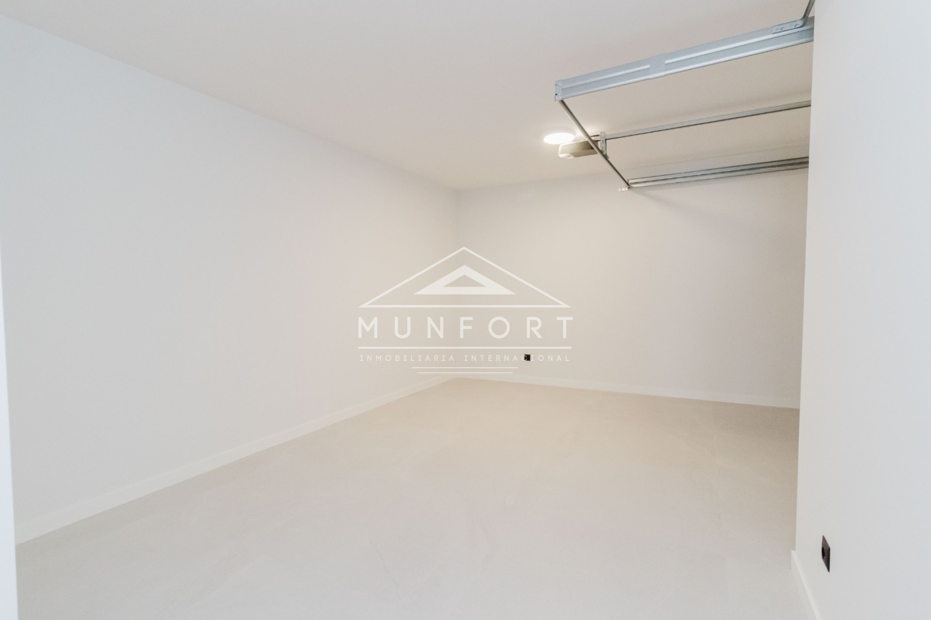 Herverkoop - Luxe villa's -
Rojales - Ciudad Quesada