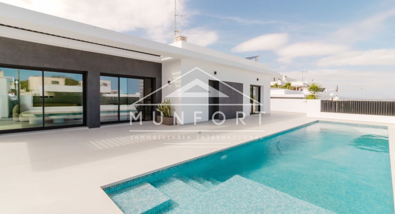 Herverkoop - Luxe villa's -
Rojales - Ciudad Quesada