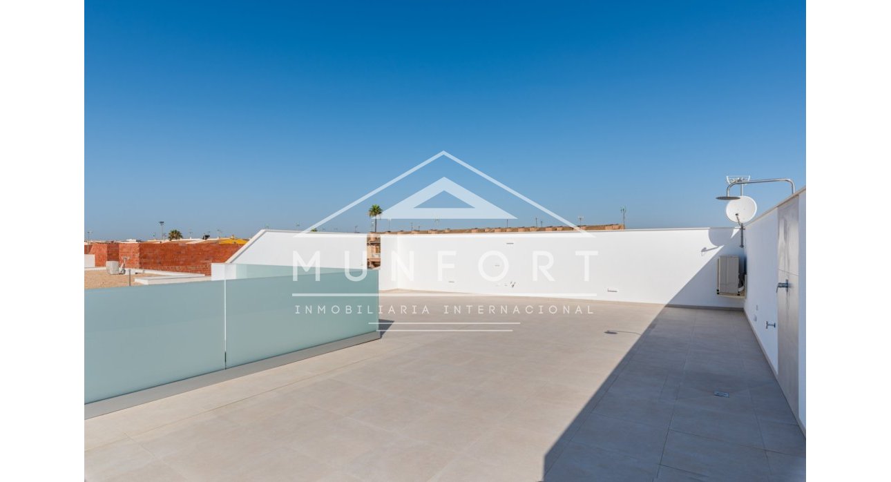 Herverkoop - Luxe villa's -
San Javier