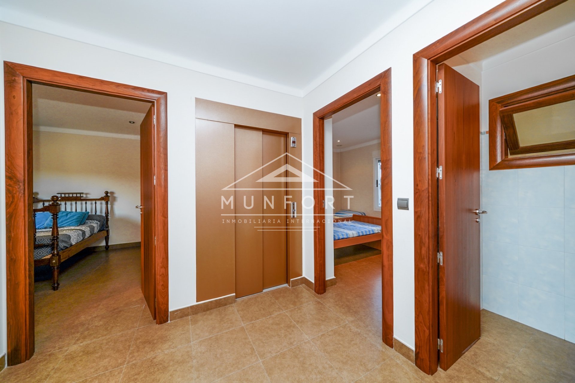 Herverkoop - Luxe villa's -
San Javier