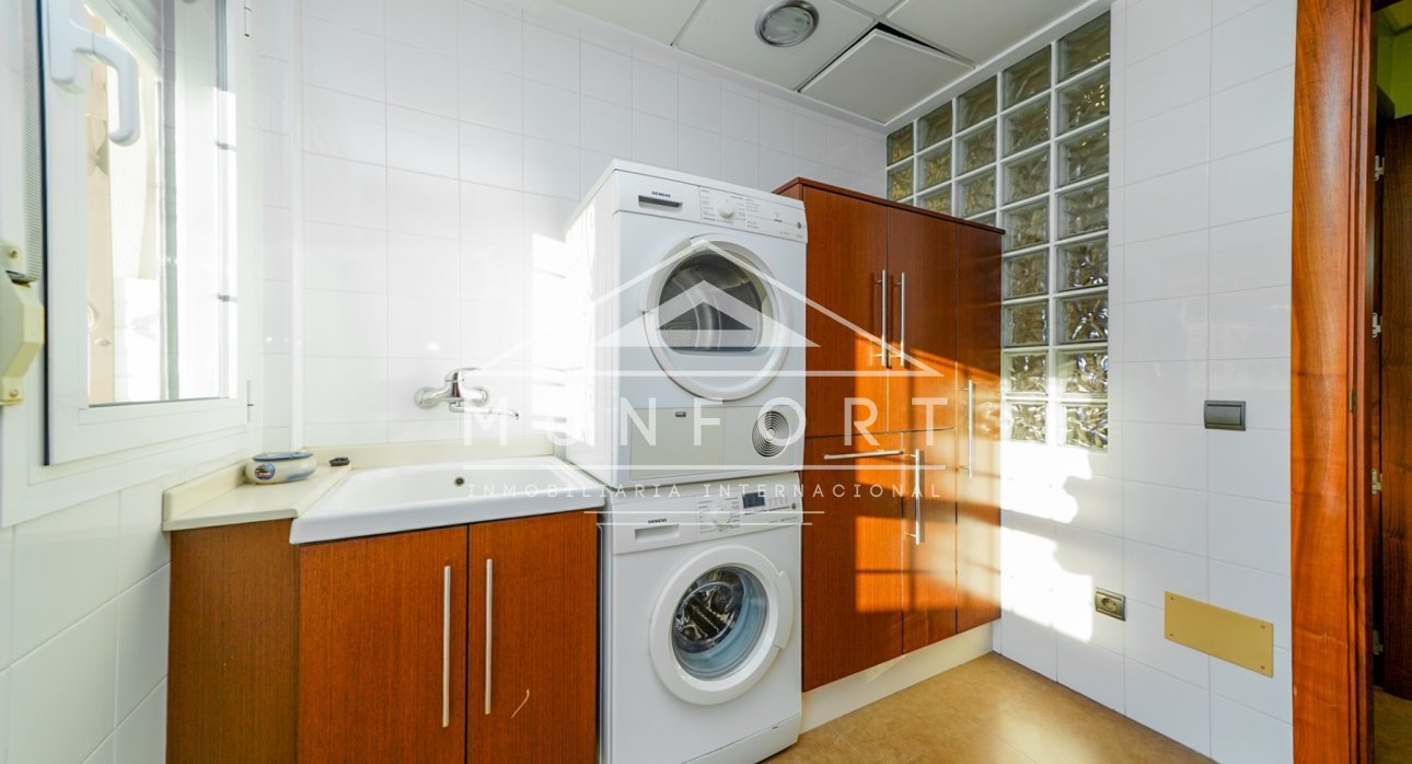 Herverkoop - Luxe villa's -
San Javier