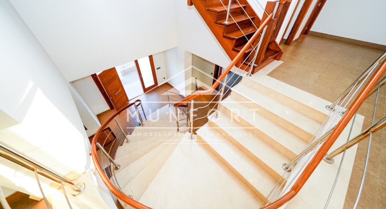 Herverkoop - Luxe villa's -
San Javier