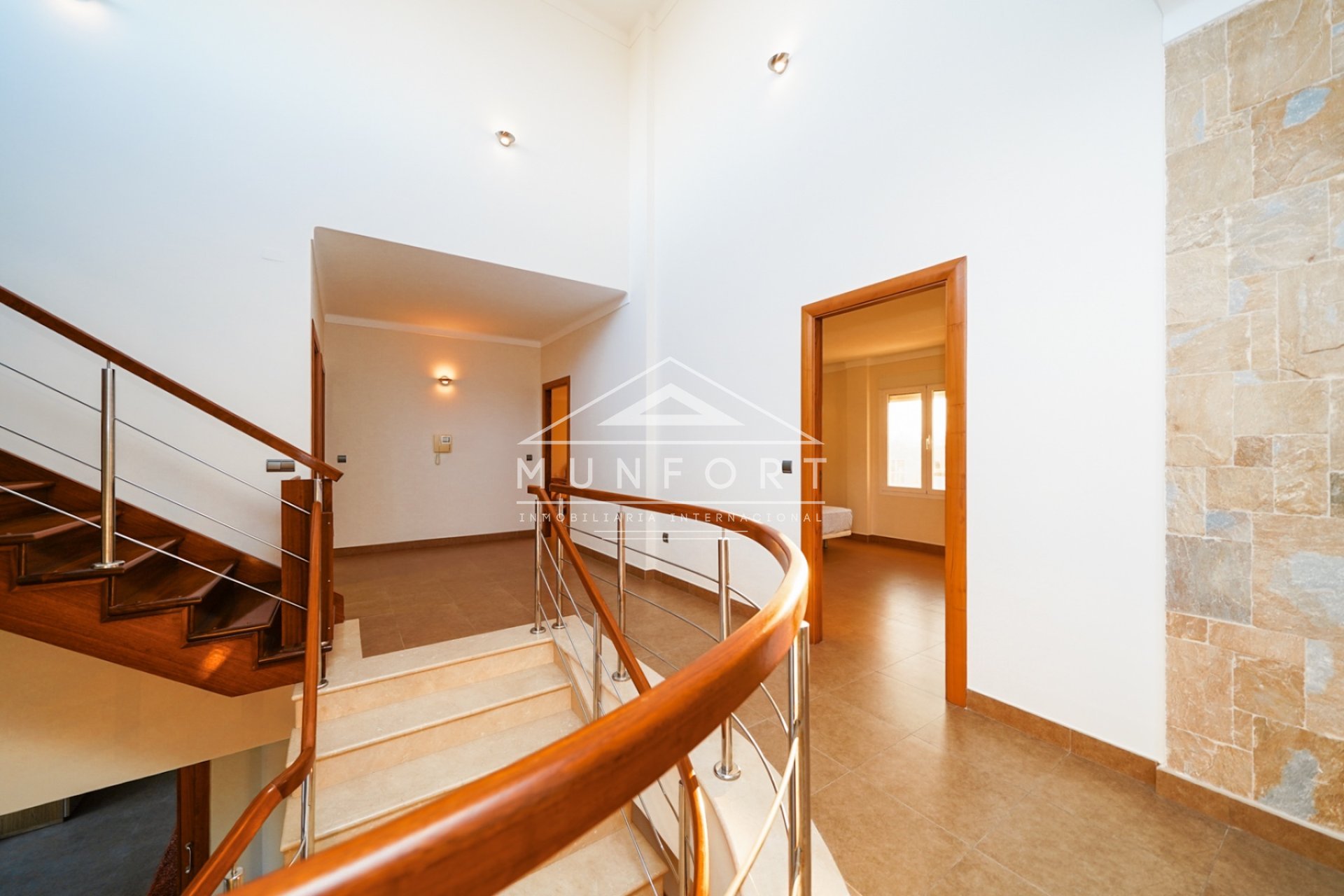 Herverkoop - Luxe villa's -
San Javier