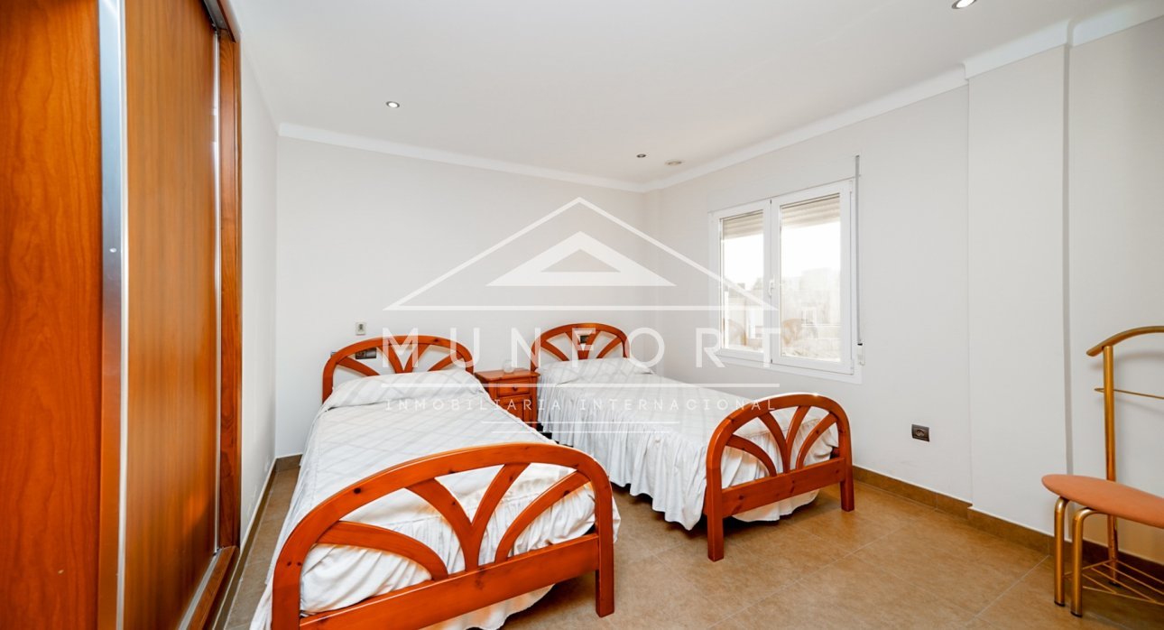 Herverkoop - Luxe villa's -
San Javier